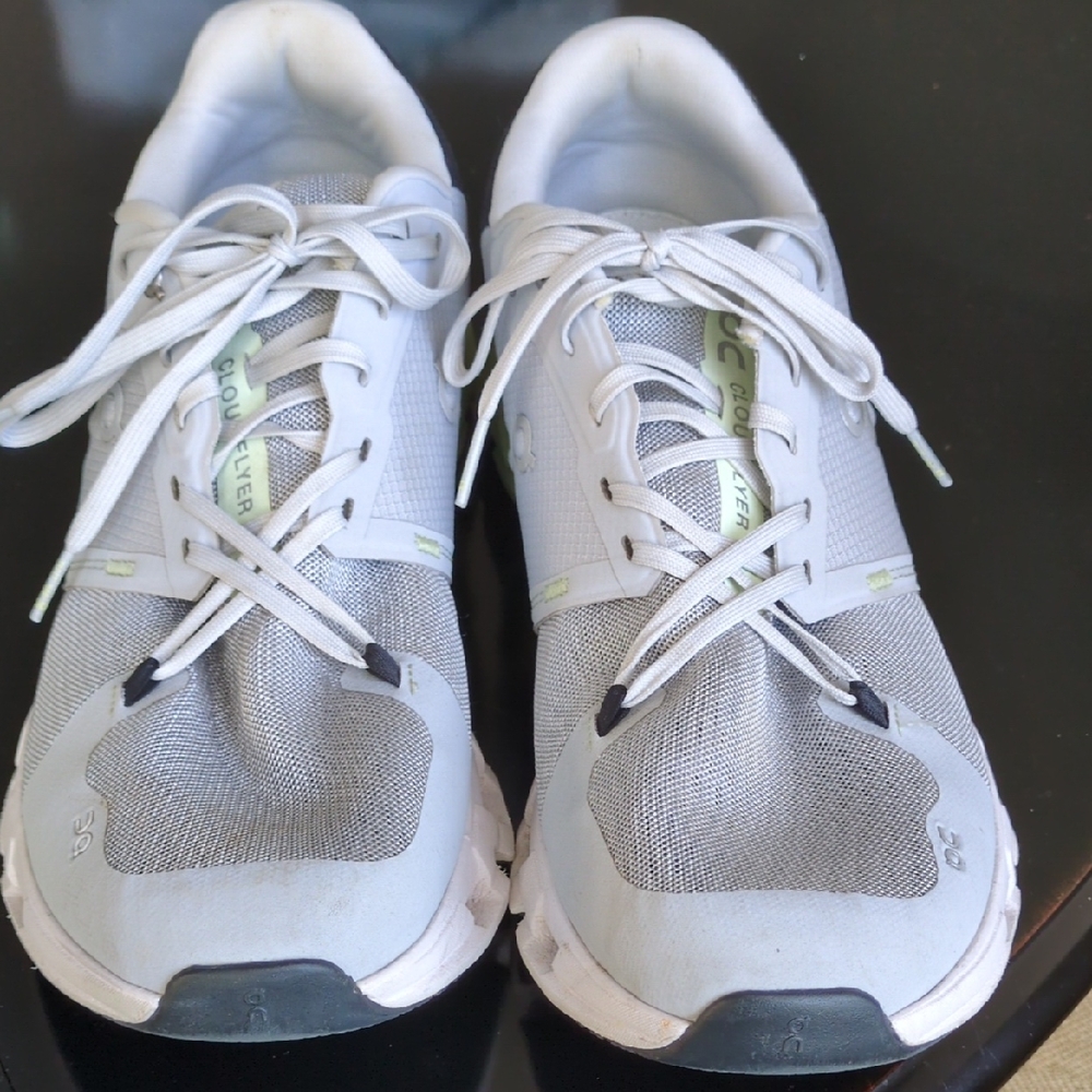 Cloudtec Sole Athletic Shoes - Picture 2 of 16